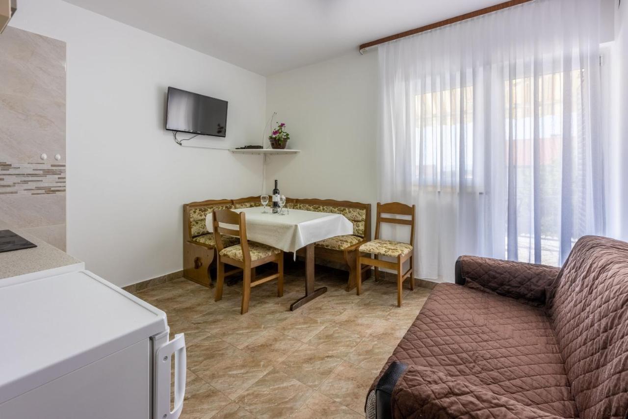 Apartment Kreso Punat Exterior photo